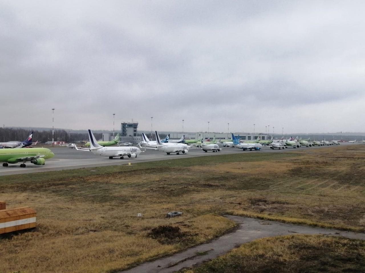 Пять административных дел возбуждено после пробки из самолетов в аэропорту Нижнего Новгорода