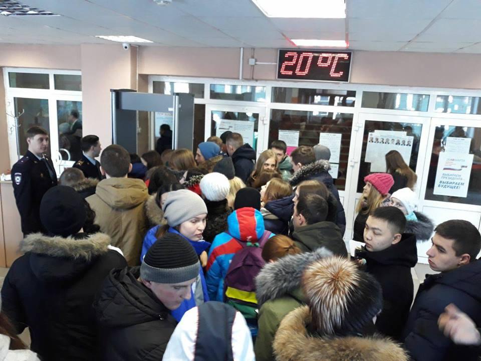 Митинг на избирательном участке Нижний Новгород. Где проводят выборы